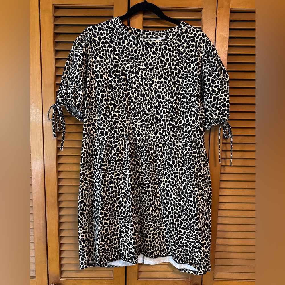 Topshop Black and Cream Animal Print Dress